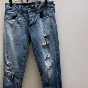 American Eagle medium wash boyfriend jeans